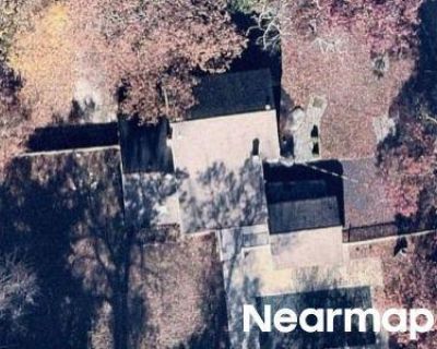 7 Bed 1.5 Bath Foreclosure Property in North Reading, MA 01864 - Linwood Ave