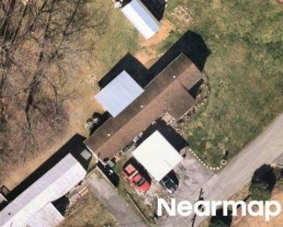 Bankruptcy Property in Elizabethton, TN 37643 - Sunny Acres