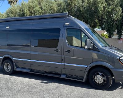 2015 Roadtrek E-Trek RSEM