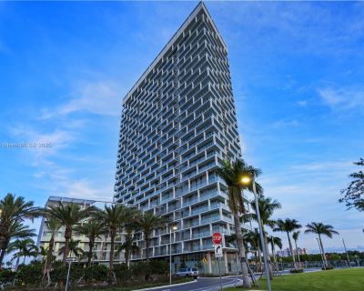 2 Bedroom 2BA 877 ft Condo For Rent in Sunrise, FL