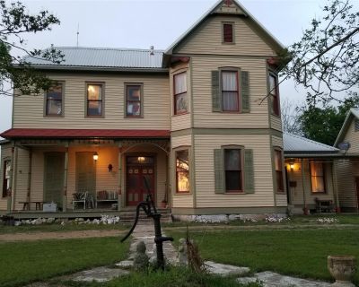 4 Bedroom 3BA 2562 ft Single Family House For Sale in La Grange, TX