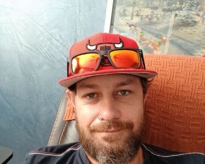 I'm real easy going and easy to get along with. I am very respectful. I will not bother anyone at all. I will help with anything. I am quiet.