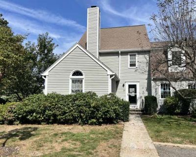 2 Bedroom 3BA 2614 ft Condo For Sale in RIDGEFIELD, CT