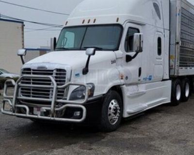 2018 Freightliner Cascadia Sleeper Cab Semi Truck and 2005 53' Utility Reefer Trailer