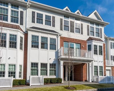 3 Bedroom 3BA 2284 ft Apartment For Rent in Roslyn, NY