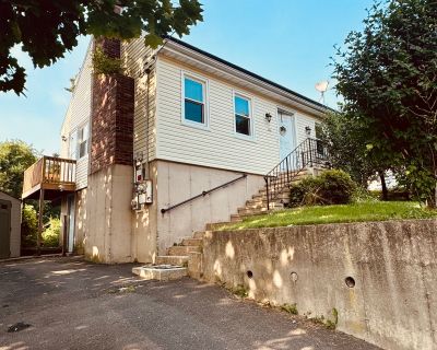 3 Bedroom 2BA 1344 ft Apartment For Rent in Waterbury, CT