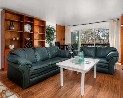 2 Bedroom 2BA 1063 ft Condominium For Sale in SANTA BARBARA, CA
