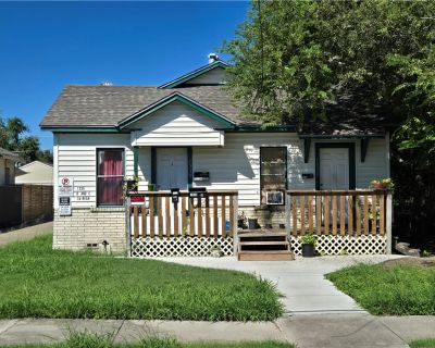 Year Built 1965 Bedroom 1114 ft Multi-Family For Sale in Corpus Christi, TX