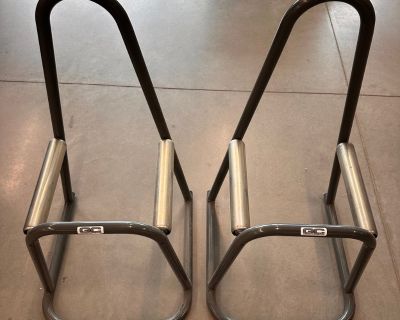 GC FR1803 Tire stands Pair