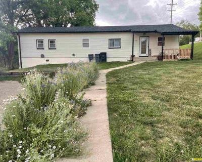 2 Bedroom 1BA 1020 ft Mobile Home For Sale in NEBRASKA CITY, NE