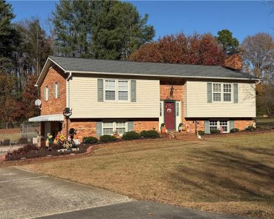 3 Bedroom 2BA Single Family Home For Sale in King, NC