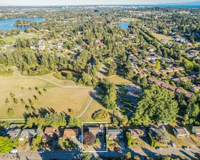 128 Paddock Pl View Royal BC V9B 5G2 Parkside Living! A Must-See updated, multi-generational home on a quiet cul-de-sac, backing onto View Royal Park. Enjoy level entry living with 3 bedrooms and 2 bathrooms upstairs and an income in sunny, legal 2 bedroom/1 bathroom suite downstairs, plus a flexible bachelor area with a kitchenette and bathroom on the main floor, perfect for guests and extende...