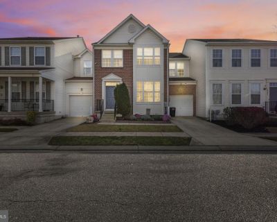 5 Bedroom 3BA 2812 ft Townhouse For Sale in Baltimore, MD