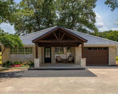 3 Bedroom 2BA 2384 ft Farm For Sale in NEW ULM, TX