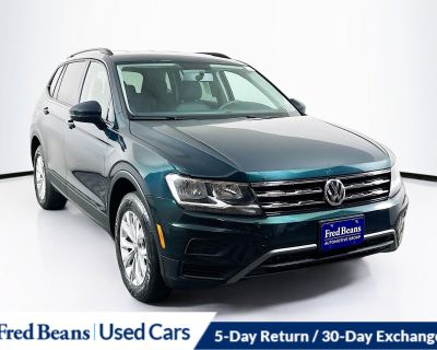 Used 2018 Volkswagen Tiguan For Sale | Boyertown PA | 3VV1B7AX1JM085742