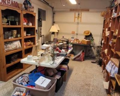 Walden Lakes: In-Person Estate Sale Holiday, Collectibles, Tools & Household Treasures