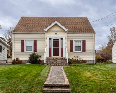 2 Bedroom 2BA 2185 ft Single Family House For Sale in West Hartford, CT