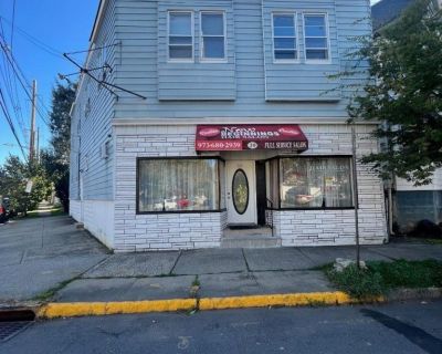 1 Bedroom 5BA 2000 ft Studio For Sale in Bloomfield Twp., NJ