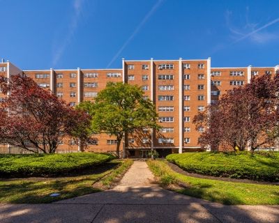 2 Bedroom 1BA Condo For Sale in Paterson, NJ