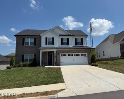 4 Bedroom 3.5BA House For Rent in Lenoir City, TN