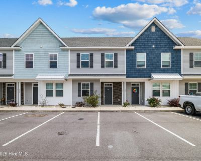 3 Bedroom 3BA Apartment For Rent in Sneads Ferry, NC