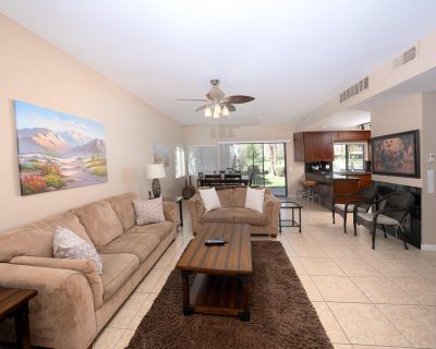 2 Bedroom 2BA 1177 ft Apartment For Rent in Cathedral City, CA
