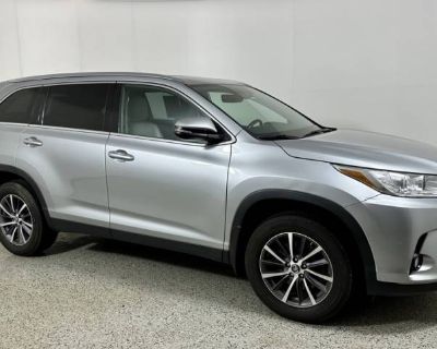 Used 2019 Toyota Highlander XLE