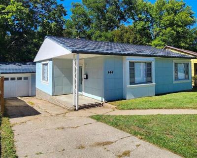 2 Bedroom 1BA 1013 ft Single Family Home For Sale in BOONVILLE, MO