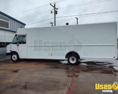 2022 - 20' Ford Utilimaster Empty Step Van for Mobile Business