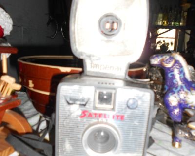 Vintage Camera (Satelite)with Flash attachment $25