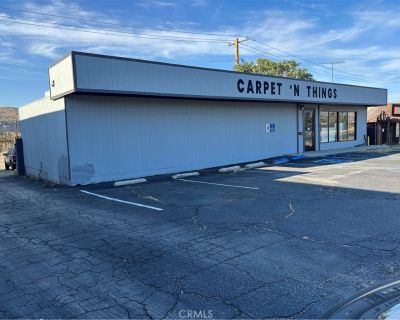 4084 ft Commercial Property For Sale in Yucca Valley, CA