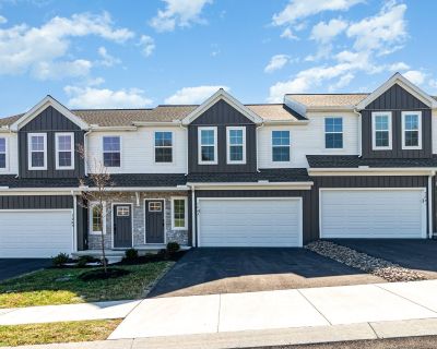7843 Briarwood Dr. Welcome To This Stunning 3-Bedroom, 2.5-Bathroom Town-Home Located in Harrisburg, PA. This property boasts a range of modern amenities including a microwave, range/stove, refrigerator, and dishwasher for all your culinary needs. The home is equipped with gas/forced air heating and central air conditioning, ensuring your comfort in all seasons. The cooking is electric, providi...