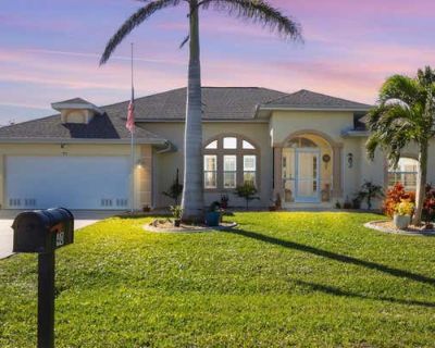 3 Bedroom 2BA 2131 ft Single Family Home For Sale in ROTONDA WEST, FL