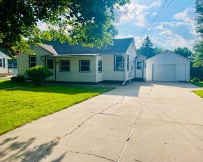 2 Bedroom 1BA 933 ft Single Family Home For Sale in OREGON, IL