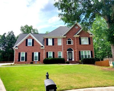 4 Bedroom 3BA 3026 ft Office Space For Rent in Suwanee, GA