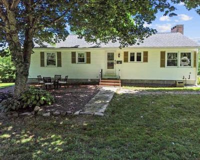 3 Bedroom 2BA 1164 ft Single Family Home For Sale in FARMINGDALE, ME
