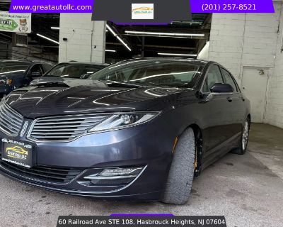 2013 Lincoln MKZ Sedan 4D