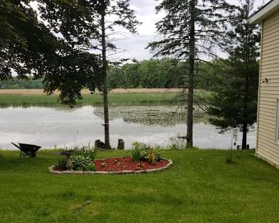 Shared room with own bathroom in a House, Cohoes, NY 12047