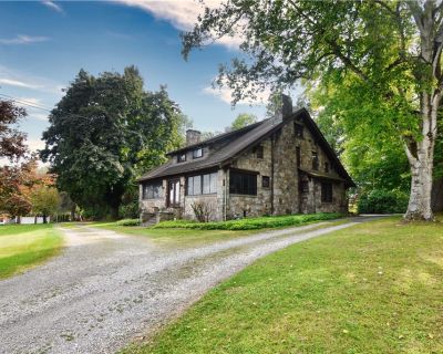 3 Bedroom 1BA 3096 ft Single Family House For Sale in Seneca, PA