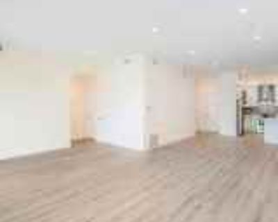 3 Bedroom 3BA 1640 ft² Pet-Friendly Apartment For Rent in Los Angeles, CA 1237 S Holt Ave unit #501