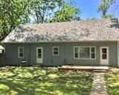 3 Bedroom 1BA 800 ft² Pet-Friendly House For Rent in Boonville, MO 718 Locust St