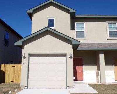 3 Bedroom 3BA 1219 ft Apartment For Rent in Marble Falls, TX