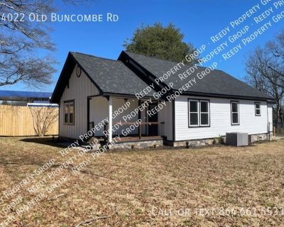 3 Bedroom 2BA Pet-Friendly Single-family home For Rent in Greenville, SC