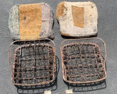 Early type 3 front bottom seat spring and pad