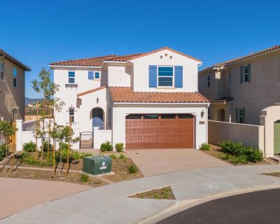 4 Bedroom 4BA 2798 ft Condo For Sale in San Diego, CA