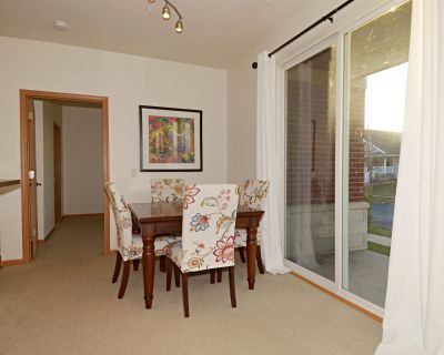 2 Bedroom 2BA 1252 ft Condo For Sale in Fitchburg, WI