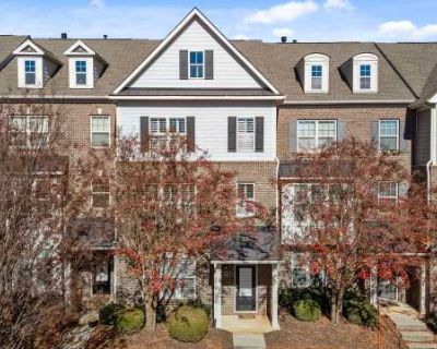 1319 Rodessa Run. The second-biggest city in the state, Raleigh's vibe is energetic and innovative. In unit laundry Patio / balcony Dishwasher Dogs allowed Garage Recently renovated Unit Amenities dishwasher fireplace garbage disposal ice maker in unit laundry microwave patio / balcony range refrigerator walk in closets recently renovated Property Amenities dogs allowed pet friendly dog park pa...