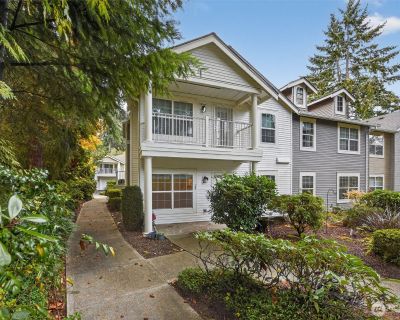 3 Bedroom 2BA 1280 ft Condo For Sale in Dupont, WA