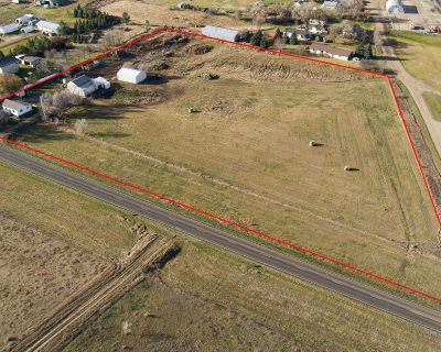 4 Bedroom 2BA 1640 ft Single Family House For Sale in Hazen, ND