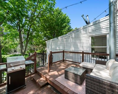 2 Bedroom 1BA Apartment For Rent in Jersey City, NJ